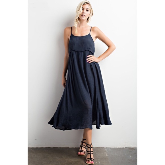 Dresses & Skirts - Navy Crinkle Fabric Spaghetti Strap Midi Dress